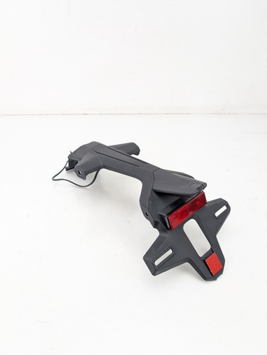 Fixation de table CF MOTO NK