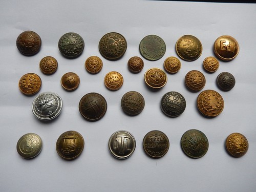 Boutons lot differents - boutons,