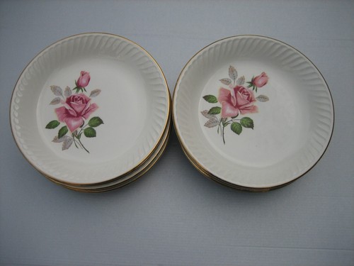 Lot anciennes assiettes - lot,