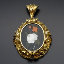 Grand Médaillon porte souvenir 19ème siècle Vermeil et pietra dura Florentine