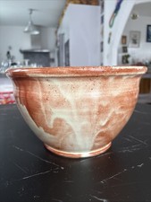 SALADIER  EN GRÈS TOURNÉ SIGNÉ LA POTERIE D’ÉPINETTE