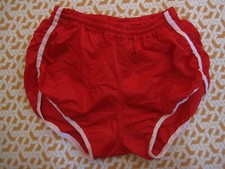 Short Sancheski Rouge Vintage polyester Nylon 80'S avec slip interieur - 3 / M