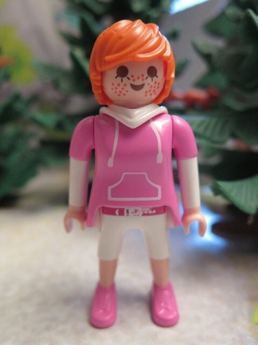 Femme rousse vie maison