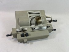 Machine à Calculer Mécanique Vintage Original Odhner Modèle 239 Revissée