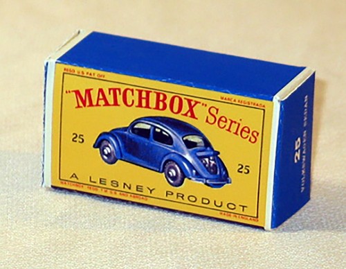 Matchbox volkswagen sedan - 25,