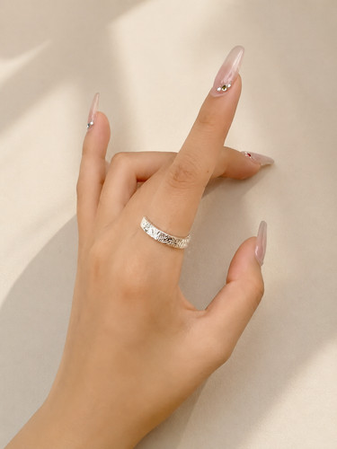 Sparkling textured ring - sparkling,