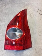 Feu arriere principal droit