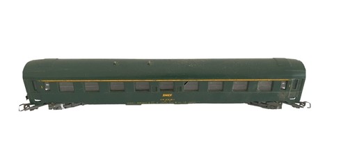 Passenger car 1st - passenger, class