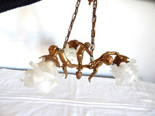ANCIEN LUSTRE à Décor de Trois ANGES en BRONZE avec Pâte de verre