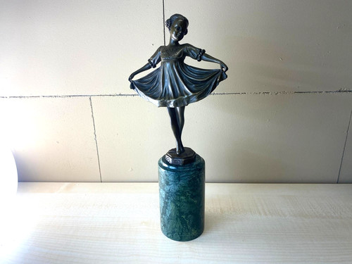 Sculpture bronze une - sculpture,