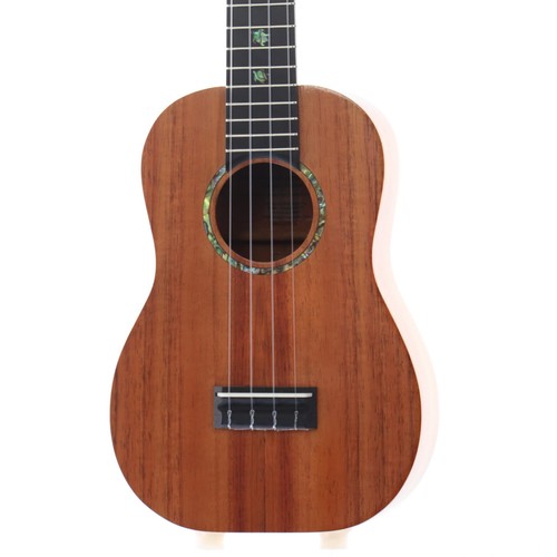 Island ukulele concert - ukulele, koa
