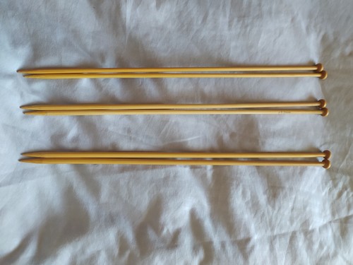 Lot paires aiguilles a - lot, d