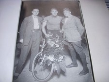 CYCLISME COUPURE LIVRE GD041 André LEDUCQ au dos Antonin MAGNE DEFAILLANT