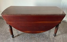 TABLE PLIANTE ANCIENNE. STYLE ÉLISABÉTHAIN. ACAJOU DE CUBA. ESPAGNE. XIXE SIÈCLE