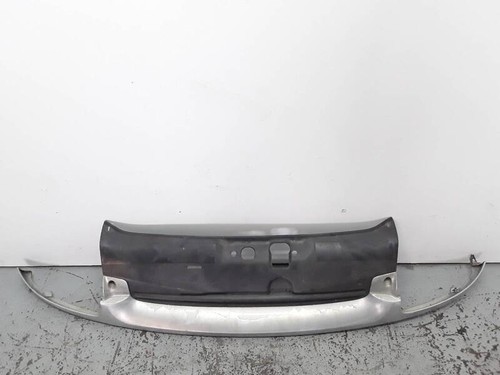 Grille gauche capot renault - grille,