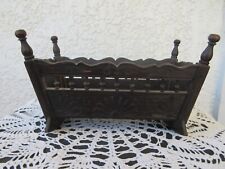 Très beau et ancien petit berceau breton