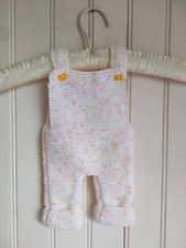 Salopette bébé tricotée mains / "Petit Noeud" ?