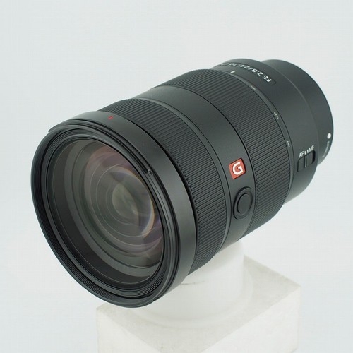 Sony 70mm 8 - f2.8, gm