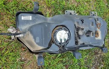 reservoir carburant jeep grand cherokee WH commander 2005 / 2010