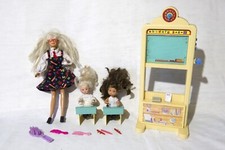 1995 Barbie maîtresse