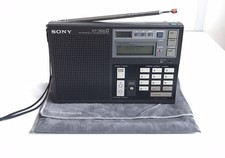 Radio vintage SONY ICF-7600D FM/LW/MW/SW PLL SYNTHESIZED RECEIVER avec étui