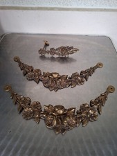 3 ANCIENS ORNEMENTS ART