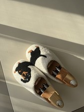 chaussons pantoufle motif