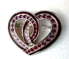 BROCHE COEUR enlacé strass rouge rose argenté NEUVE 3,5cm