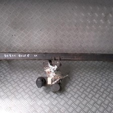 Crochet de remorquage VOLKSWAGEN GOLF (5K) 6 VI TDI 5K0803881A