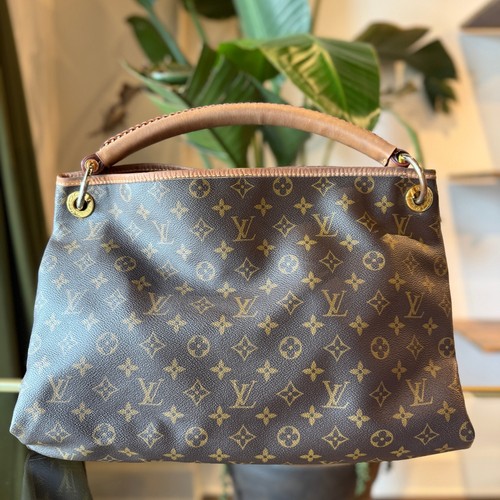 Louis vuitton monogram artsy - vuitton,