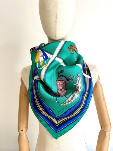 Foulard carré hermès - carré,