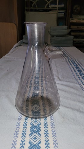 Petit ballon verre fond plat - petit, a