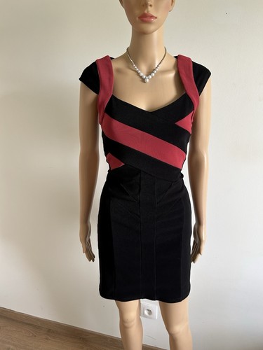Robe noire rouge - et,
