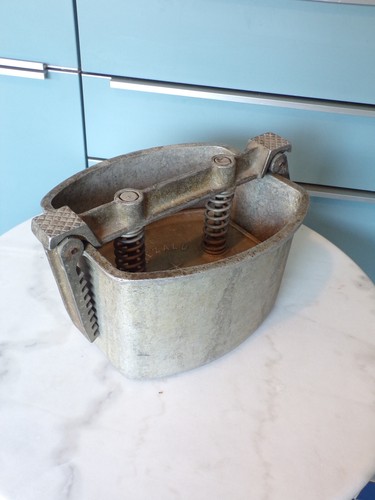 Ancien moule presse - ancien,