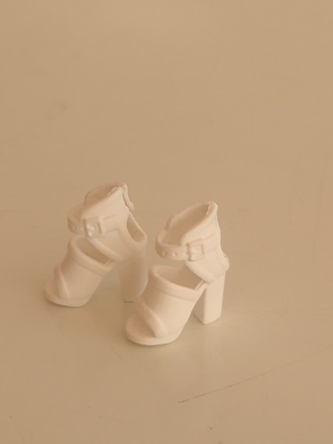 Chaussures talons barbie - chaussures,