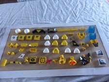 Lego : vrac pièces "Aquazone ,Res" et autre