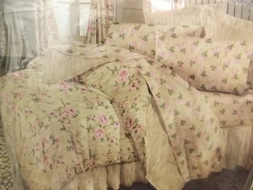 Vtg new cottage - floral, iron