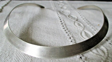 Magnifique collier torque ras - collier,