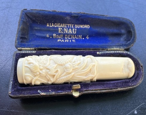 Ancien fume cigarette smoke - ancien,