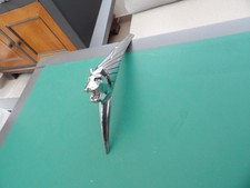 MASCOTTE . EMBLEME DE CAPOT DE