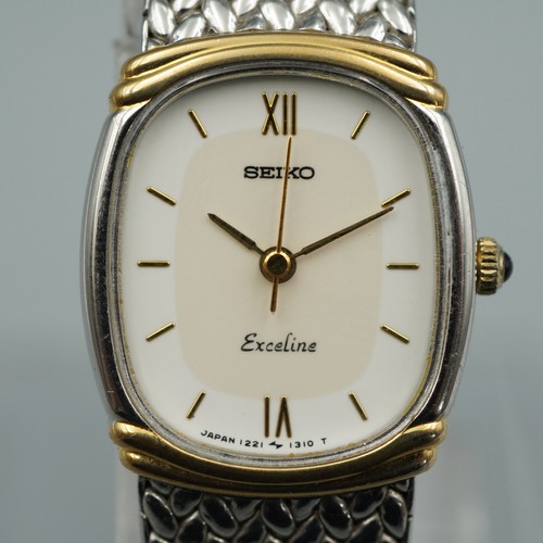 Presque comme neuve - *presque, montre