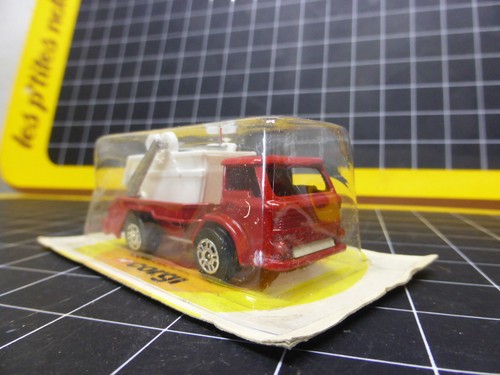 Ford d1000 corgi juniors truck - ford,