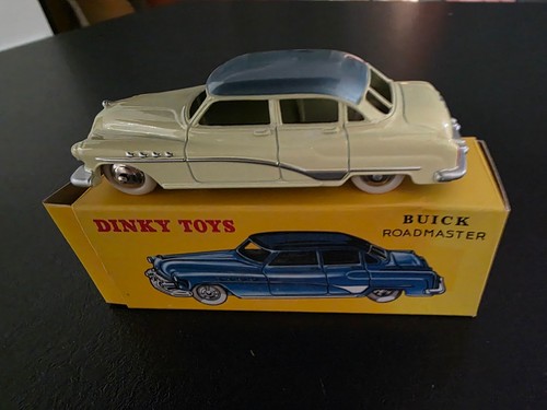 Dinky toys atlas buick - dinky,