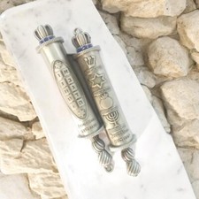 Mezouza de porte de la Torah