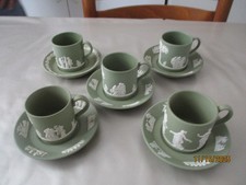WEDGWOOD  lot de 5 TASSES À