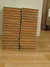 Superbe lot de 34 livres