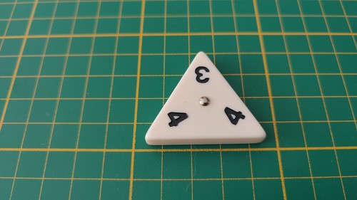 Pièce triangulaire 3 - triangulaire, 4