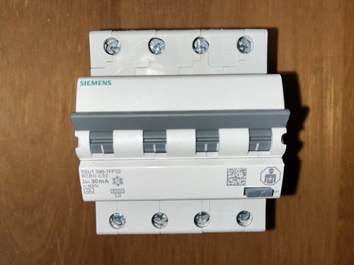 Disjoncteur differentiel tetra - disjoncteur,