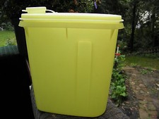 Vintage Tupperware 1 qt Slim