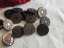 Lot 6 boutons anciens en nacre